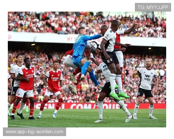 全看下轮？枪手领跑英超，曼城迎关键战利物浦，冠军悬念再升温