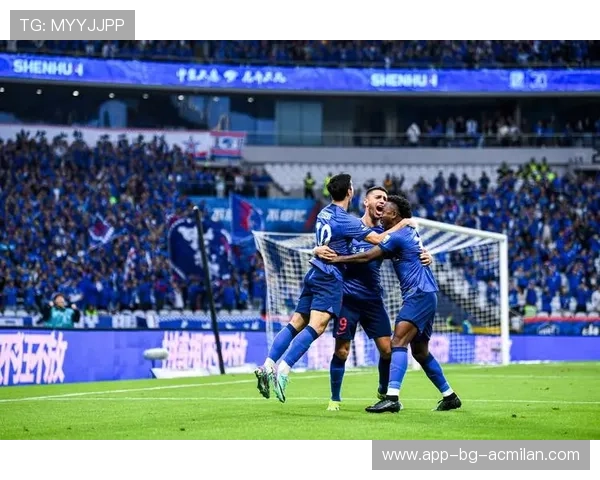 上海申花进攻端火力全开，球队状态回暖，上海申花战绩