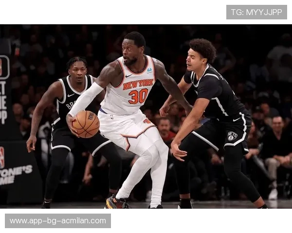 尼克斯攻势强硬，兰德尔背打强起命中——把握每一次攻防的节拍